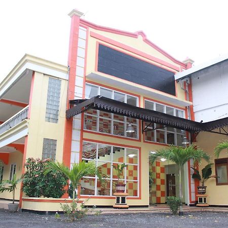 Sinar Bintang Hotel Cepu Bagian luar foto