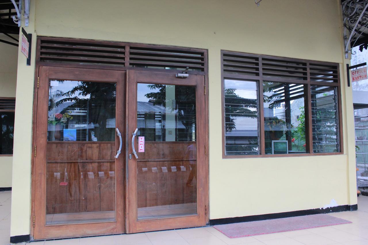 Sinar Bintang Hotel Cepu Bagian luar foto